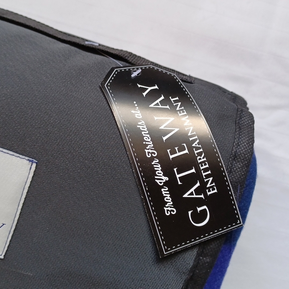 Fleece Plaid Picnic Blanket NEW - Picture 2 of 4